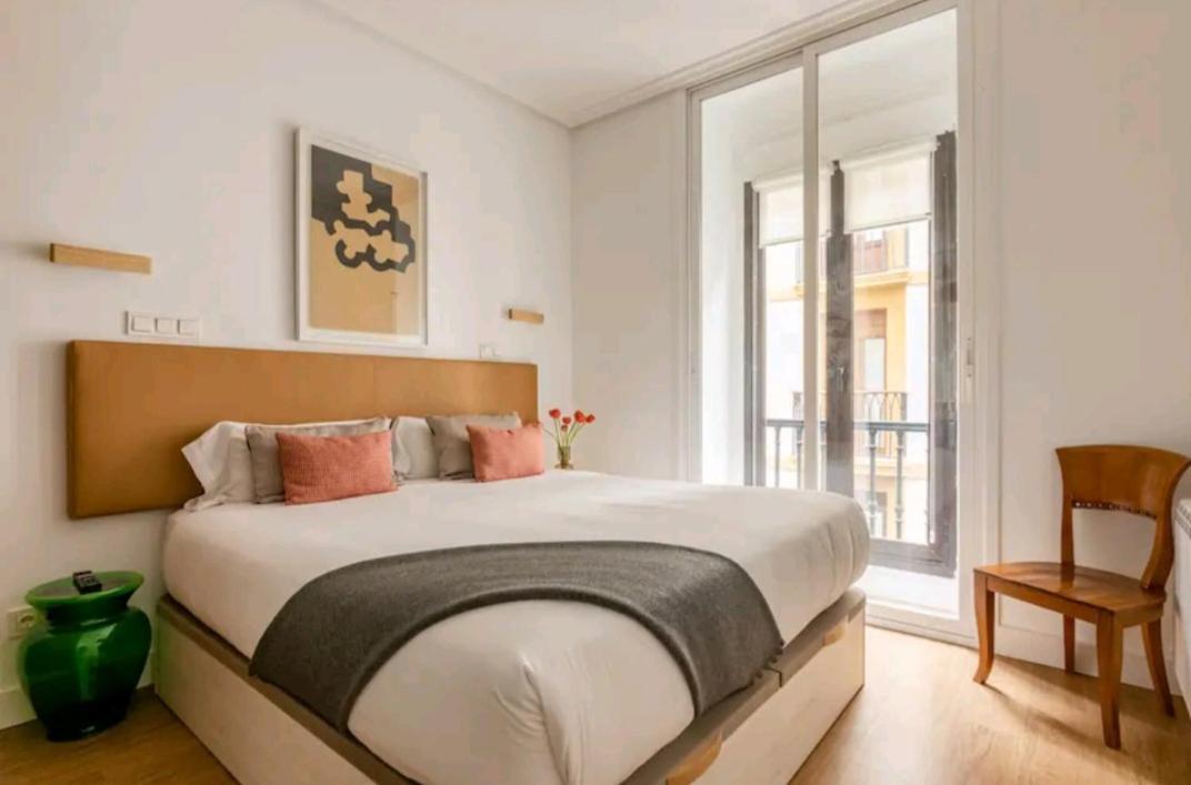 Piso En El Corazon De With Ac License Ess00262 Apartment